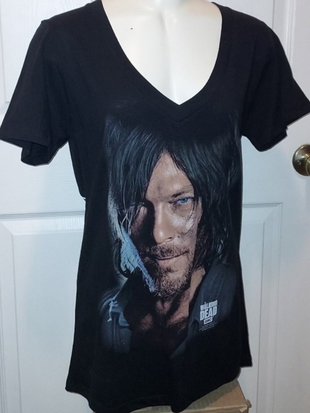 WALKING DEAD DARYL Shirt 😍 🏹 🏍️ Keep Calm and Hide Behind Girls Junior XL